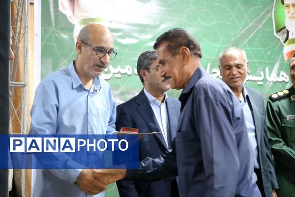 آیین تجلیل از ۱۵۰ خادم موکب شهدای گمنام بندرخمیر