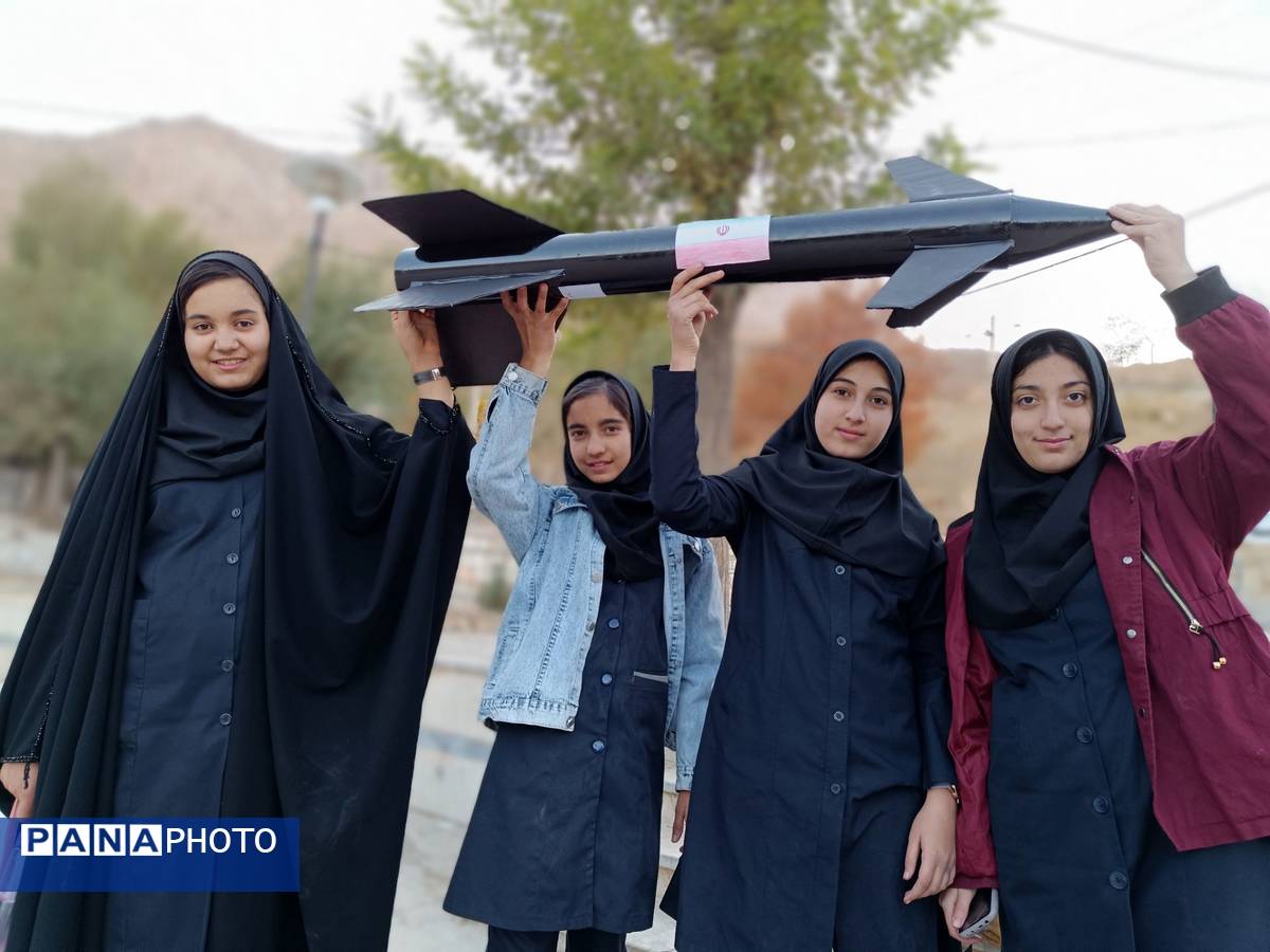 اردوی یک روزه دانش‌آموزان بسیجی همراه با ساخت موشک‌های استکبارستیزی 