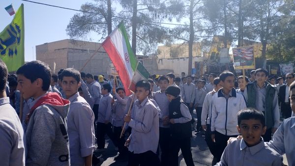 برگزاری راهپیمایی ۱۳ آبان در شهرستان خلیل‌آباد