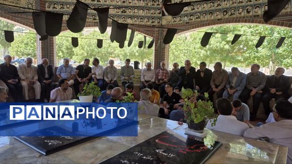 تجدید میثاق قاریان قرآن و اهالی بلده با شهدای گمنام
