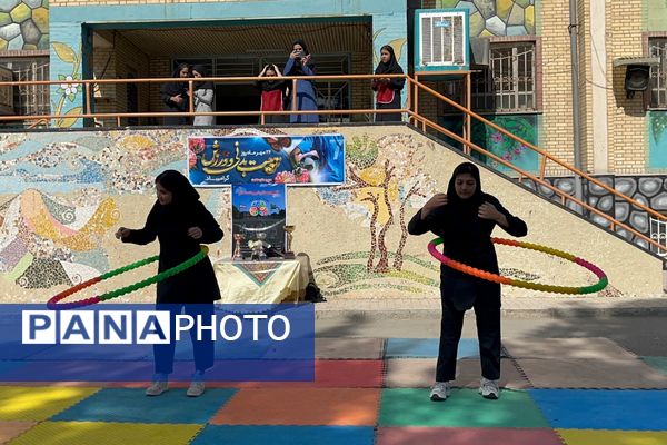 از حرکات رزمی دانش‌آموزان تا طناب‌کشی معلمان، المپیاد ورزشی مدرسه حکمت بهارستان‌دو