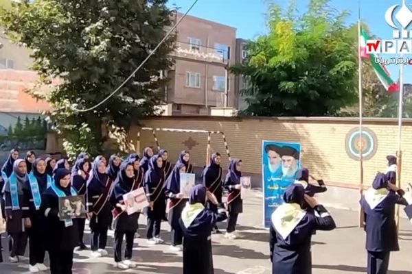 اجرای گارد پرچم در مدارس شهرستان خوی