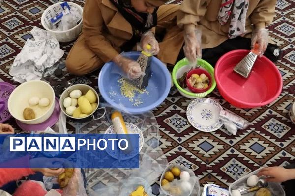 جشن شب یلدایی دختر و مادران در مسجد النبیین بیرجند