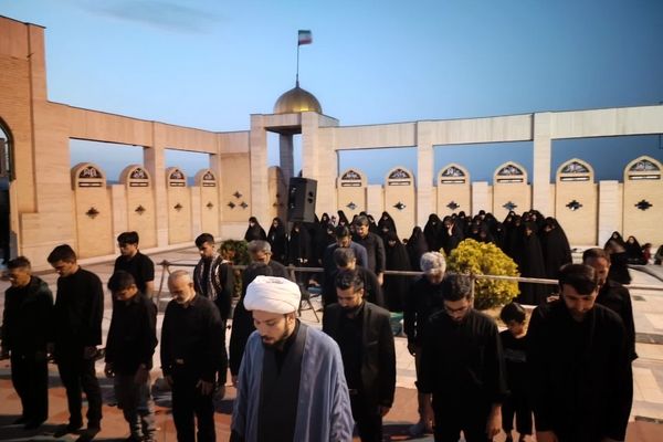 عزاداری روز دوم محرم در گلزار شهدای درق 