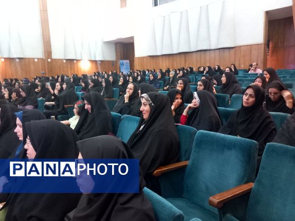 سومین شب جشن‌های نکوداشت مقام معلم در شهرستان کاشمر 