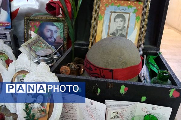 مراسم «لاله‌های روشن» در دبستان دکتر کیهانی 