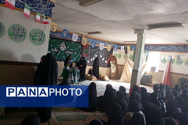 هیئت شهرستانی به مناسبت شهادت حضرت زهرا(س) در دبیرستان حضرت معصومه(س) شهرستان فیروزکوه