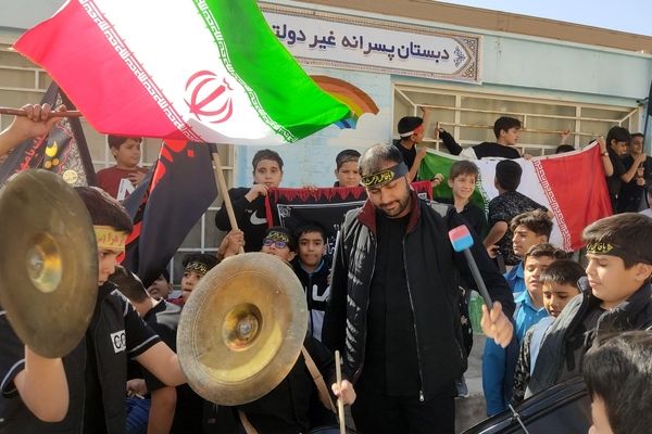 مراسم  گرامیداشت روز دانش آموز در مدارس سما کاشان 