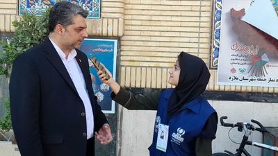 حضور مسئولین آموزش و پرورش در نماز جمعه، آیینه همدلی مردم و فرهنگیان در آغاز سال تحصیلی
