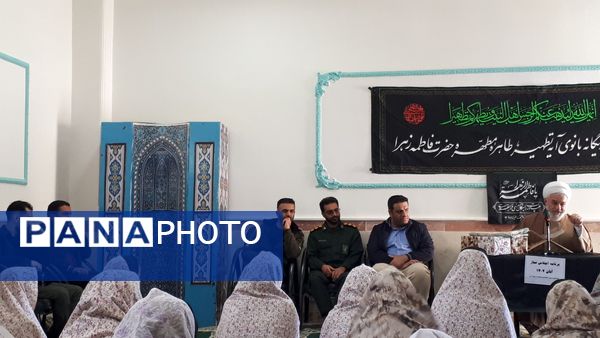 مسئولان اسدآباد «فرهنگ نماز» را در مدارس کلید زدند