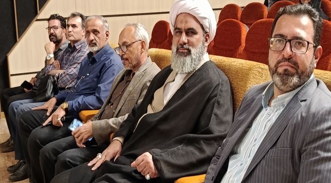 برگزاری نشست صمیمانه هنرمندان و فعالان عرصه رسانه در شهرستان ملارد