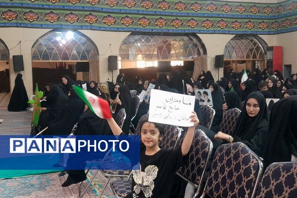 بانوان زینبی پیشوا یک‌صدا با ولایت پیمان بستند