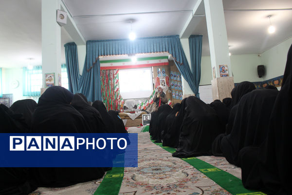 یادواره شهدای دبیرستان شاهد رضویه قم