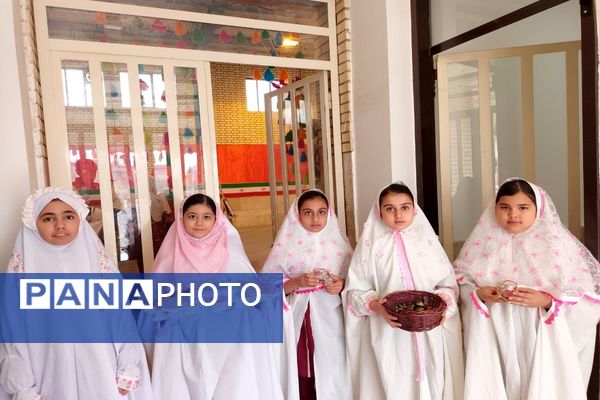 آیین اختتامیه کانون یاریگران زندگی در دبستان آزاده بهبهان