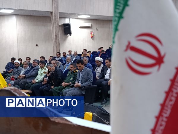 یادواره شهدای فرهنگی و دانش‌آموز شهرستان حاجی آباد