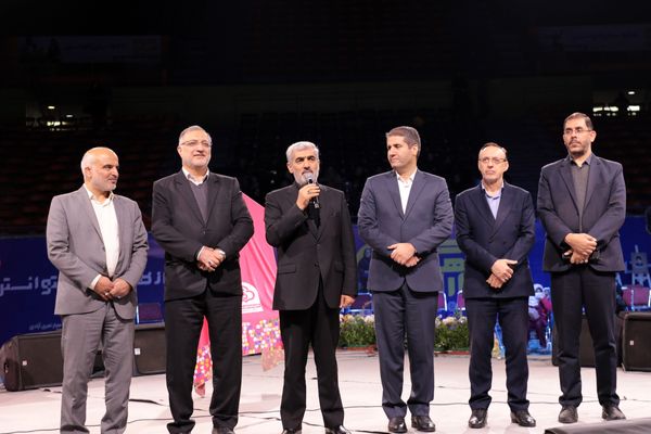 حضور فراگیر و ادغام دانش‌آموزان با نیازهای ویژه در کنار دیگر دانش‌آموزان