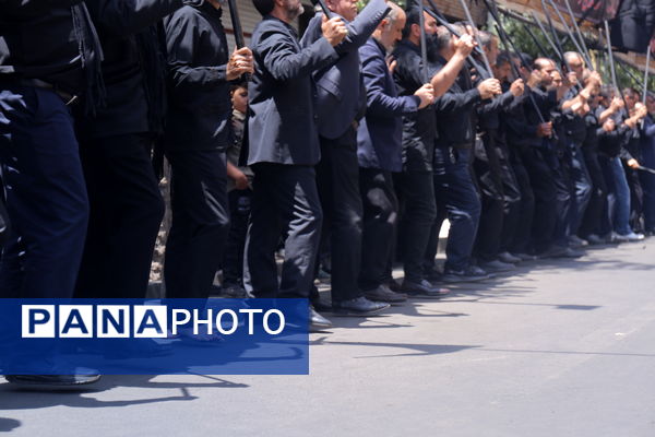 ظهر عاشورایی شهر اولین‌ها