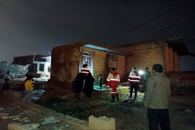 امدادرسانی هلال‌احمر خوزستان به ۶۸۱ نفر متأثر از بارش‌ها ادامه دارد
