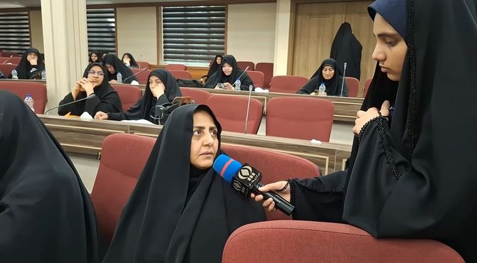 نشست مدیران مدارس الگوی تراز سند تحول بنیادین استان قم 
