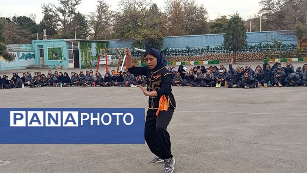 المپیاد ورزشی درون مدرسه ای در دبیرستان صدیقه 1 مشهد