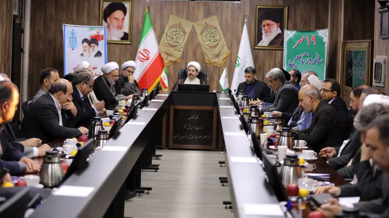 ترکفعل مدیران، همردیف همکاری با دشمن در جنگ اقتصادی است