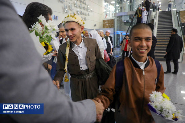 مراسم استقبال بازگشت اولین کاروان عمره گذار دانش آموزان پسر