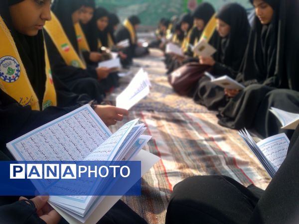 سفره احسان حضرت فاطمه زهرا (س) در مدرسه والدین تبریز