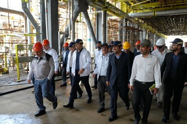 بازدید هیئت مدیره صندوق ذخیره فرهنگیان از پروژه‌های موسسه در عسلویه/ تاکید بر تسریع در تکمیل و بهره‌برداری از پروژه‌ها و افزایش پایدار تولید