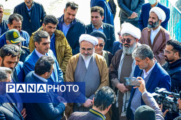  بازدید معاون فرهنگی و اجتماعی و زیارت استانداری استان خراسان رضوی از بامشار شهرستان کاشمر 