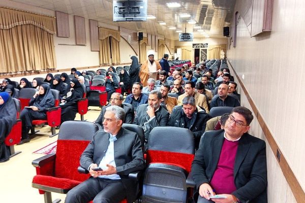 اردوی تجلیل از منتخبین مسابقات قرآن عترت و نماز دانش آموزان و فرهنگیان سراسر کشور