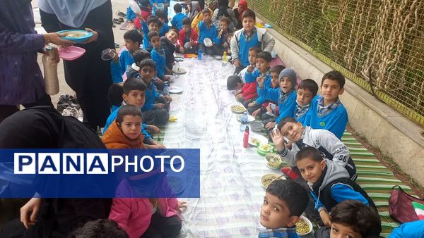 جشن روز دانش‌آموز در دبستان شهید رسول نم‌نبات ناحیه ۴ اصفهان 