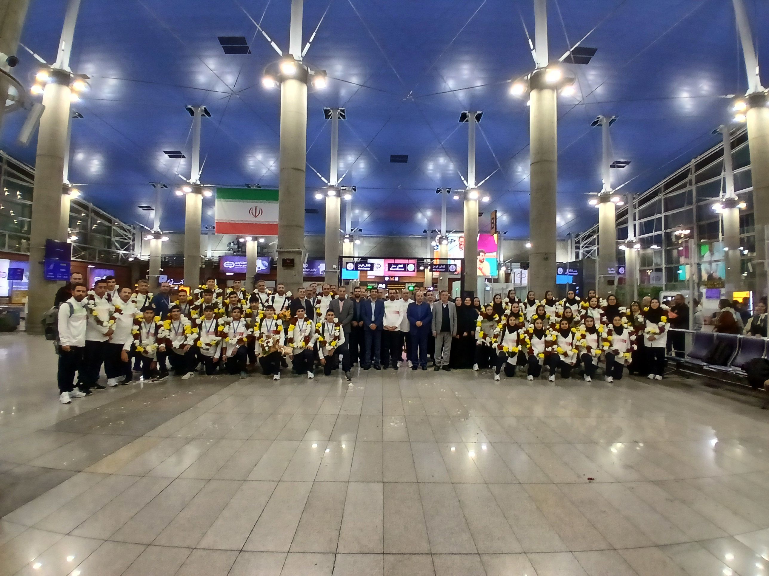 جام جهانی والیبال دانش‌آموزی در دستان ایران؛ افتخاری که به رهبر انقلاب تقدیم شد + فیلم