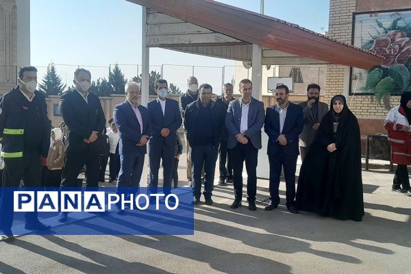 مانور سراسری زلزله در دبیرستان شهید محمدجواد باهنر دماوند