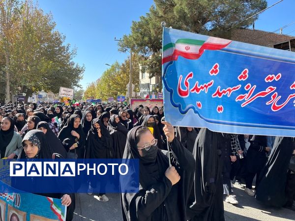 راهپیمایی سیزدهم آبان ماه در شهرستان خلیل آباد 