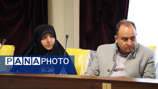 نشست هم‌اندیشی شورای هماهنگی مدارس و مراکز غیردولتی استان آذربایجان شرقی