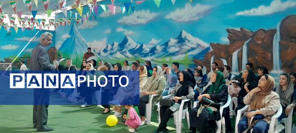 جشن شکوفهها در مدرسه نسل روشن ناحیه 2 کرج