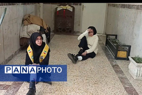  مانور زلزله در مدرسه فرزانگان ورامین