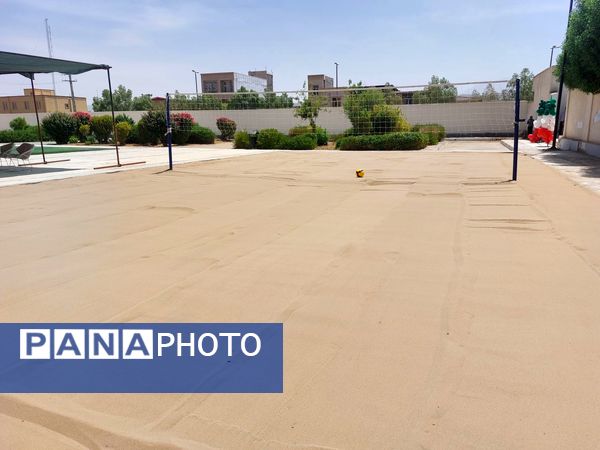 افتتاح زمین‌های فوتسال و بازی کودکان و والیبال پارک بانوان حاجی آباد  