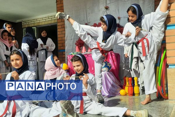 المپیاد درون مدرسهای در مدارس بهارستان دو