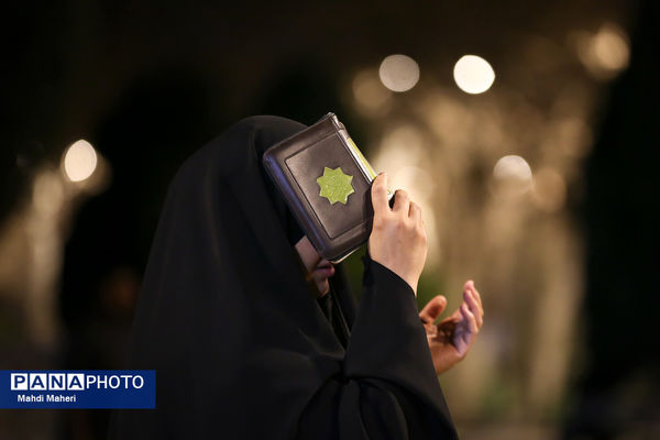 احیای شب نوزدهم ماه رمضان در دانشگاه تهران