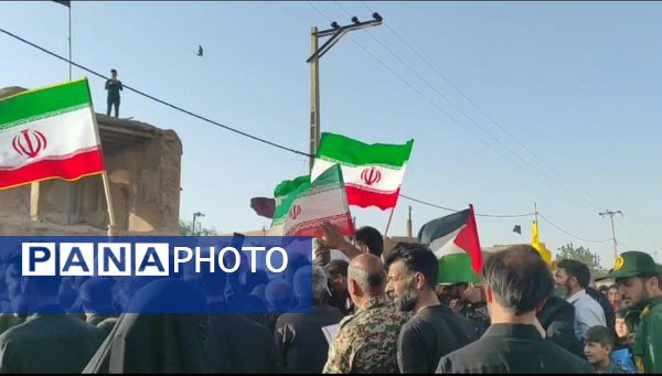 مراسم وداع و خاکسپاری پیکر پاسدار سرافراز اسلام در روستای همت آباد باخرز 
