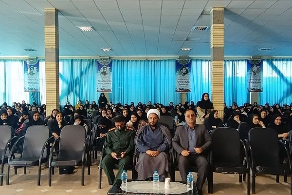 آیین سوگواری ایام فاطمیه در دبیرستان حضرت زینب(س) اسدآباد