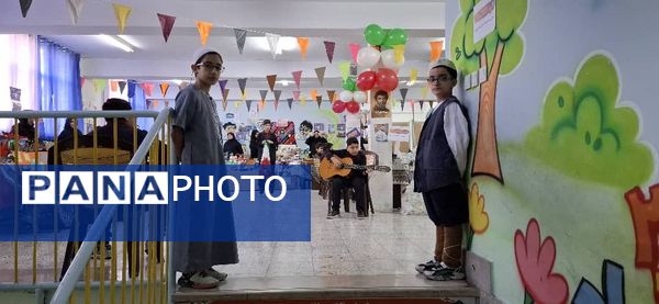 خلاقیت هنری و فرهنگی دبستان شهید فکوری در «هفته ماها»