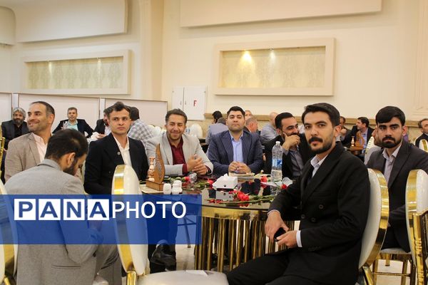 برگزاری مراسم گرامیداشت مقام معلم در بهارستان‌دو
