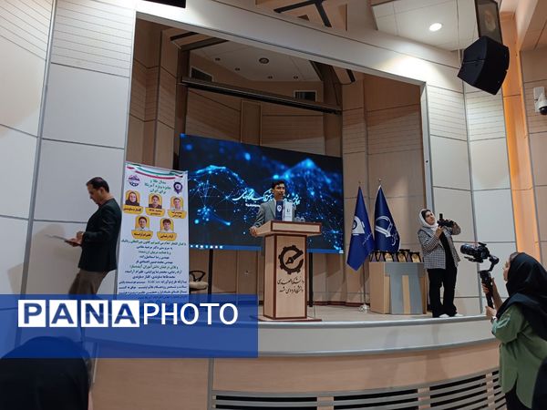 همایش «مسیر طلایی» برای ترسیم افق جهانی دانش‌آموزان در مشهد