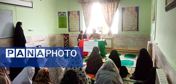 پویش میز گفت‌وگو در دبیرستان حاج مهدی روحانی ارغا