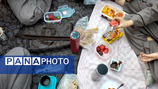 صبحانه سالم دانش‌آموزی در صبح اردیبهشتی