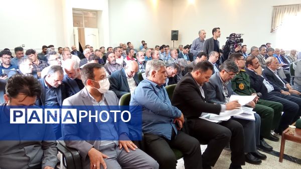 جلسه شورای اداری شهرستان بن با حضور استاندار 