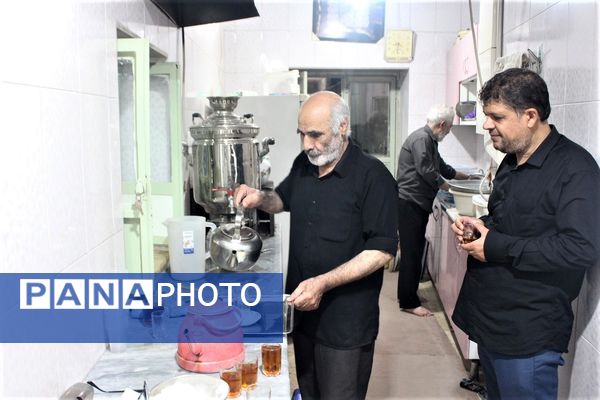 مراسم بزرگداشت چهلم شهید «محمد خاکی» و فرزندش در قم