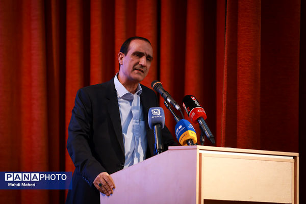 آئین تجلیل از برگزیدگان المپیاد علمی دانشجویی کشور